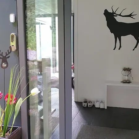 Glas House - Design Ferienhaus