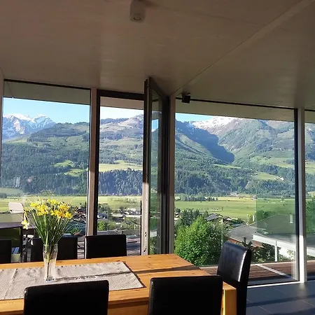 Glas House - Design Ferienhaus